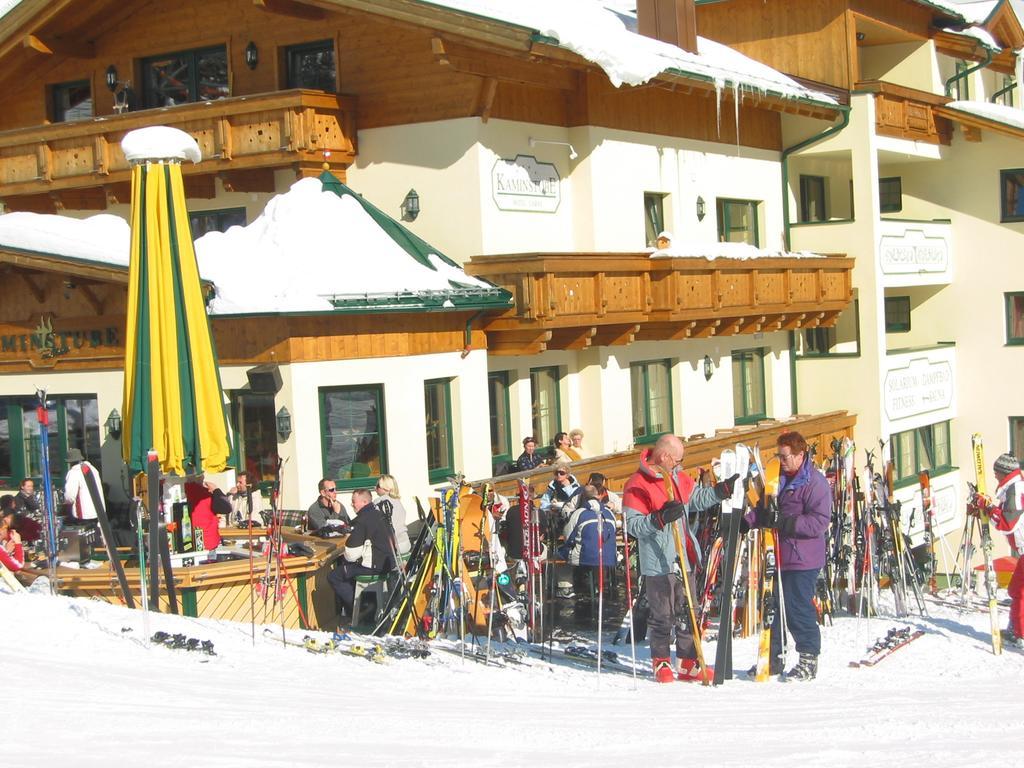 Hotel Garni - Restaurant Kaminstube Санкт-Антон-ам-Арльберг Екстер'єр фото